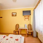 Pod Wyciagiem 3*