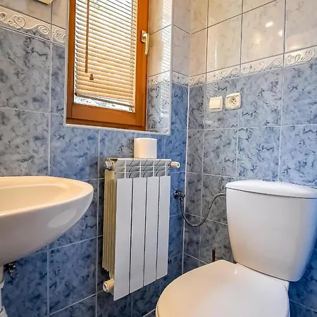 Pod Wyciagiem Harenda 3*