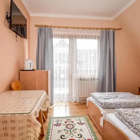 Pod Wyciagiem Harenda 3*