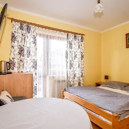 Pod Wyciagiem Harenda Bed & Breakfast 3*