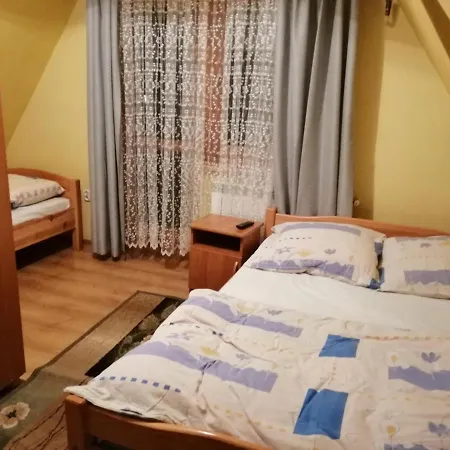 Pod Wyciągiem Kwatera prywatna *